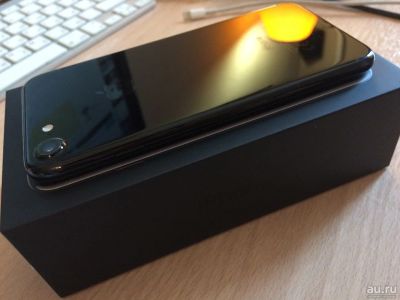 Лот: 8818367. Фото: 1. iPhone 7 jet Black 128GB. Смартфоны
