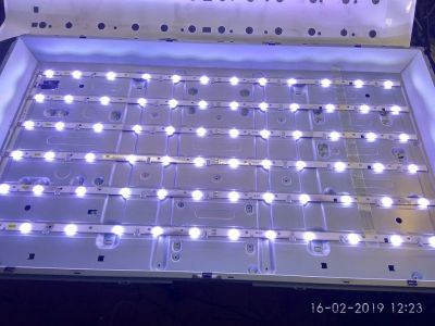 Лот: 13298598. Фото: 1. D1GE-460SCA-R3(12,04,12), D1GE-460SCB-R3... Запчасти для телевизоров, видеотехники, аудиотехники