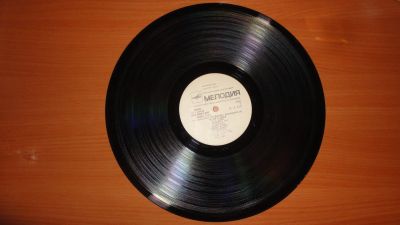 Лот: 18341985. Фото: 1. " Владимир Высоцкий " 4 альбом... Аудиозаписи