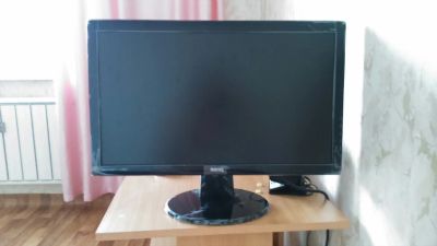 Лот: 6562046. Фото: 1. Монитор BenQ GL2250. ЖК-мониторы