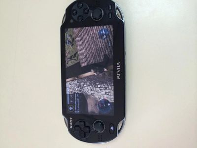 Лот: 5298547. Фото: 1. PS Vita + 10 игр на 2 картах по... Игровые приставки, консоли