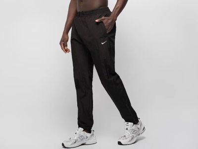 Лот: 25045729. Фото: 1. Брюки спортивные Nike. Брюки, джинсы, шорты