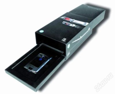 Лот: 553797. Фото: 1. коробка Motorola RAZR V3i. Другое (смартфоны, связь, навигация)
