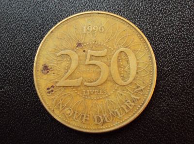 Лот: 5428193. Фото: 1. Иностранная монетка №1881. Остальные страны