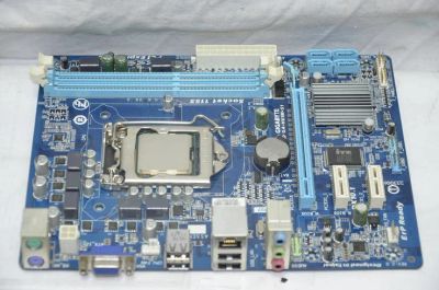 Лот: 15863783. Фото: 1. Материнская плата Gigabyte GA-H61M-S1... Материнские платы