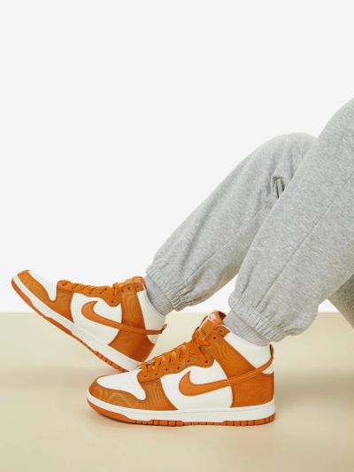 Лот: 24289351. Фото: 1. Кеды мужские Nike Dunk High Retro... Кеды, кроссовки, слипоны