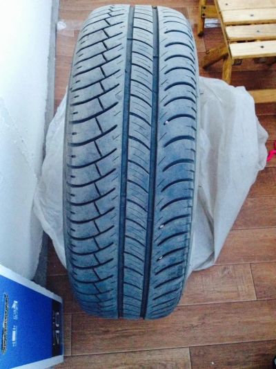 Лот: 4011476. Фото: 1. Продам 4 колеса Michelin R15... Шины