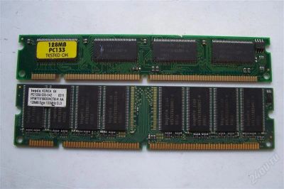 Лот: 1218467. Фото: 1. 3 планки на 128 мб DIMM PC-133. Оперативная память