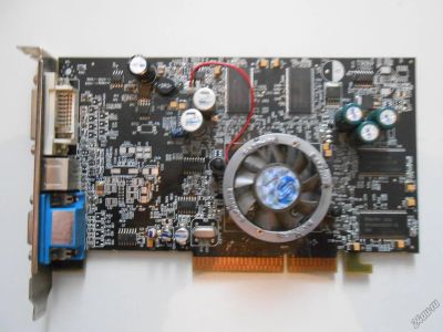 Лот: 4528124. Фото: 1. Видеокарта Radeon 9600 Pro 256Mb... Видеокарты