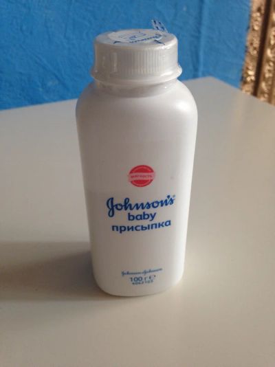 Лот: 6955608. Фото: 1. Присыпка Johnson's Baby. Детская гигиена