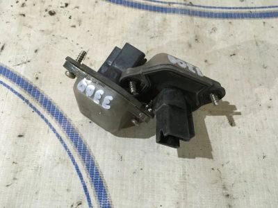 Лот: 21719207. Фото: 1. подсветка номера Mazda Demio DW3W. Двигатель и элементы двигателя