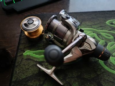 Лот: 20670590. Фото: 1. Shimano EXAGE 2500 RC. Катушки, комплектующие