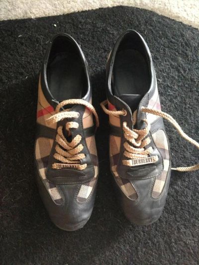 Лот: 11220766. Фото: 1. Кеды туфли Burberry оригинал с... Кеды, кроссовки, слипоны