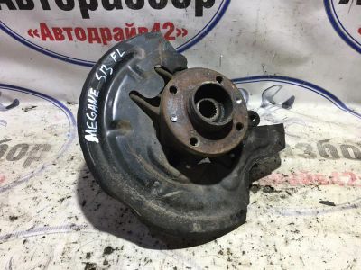 Лот: 21716941. Фото: 1. поворотный кулак Renault Megane... Двигатель и элементы двигателя