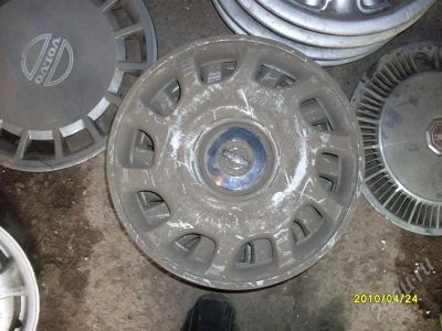 Лот: 393863. Фото: 1. колпаки nissan ниссан R14 оригинал. Шины
