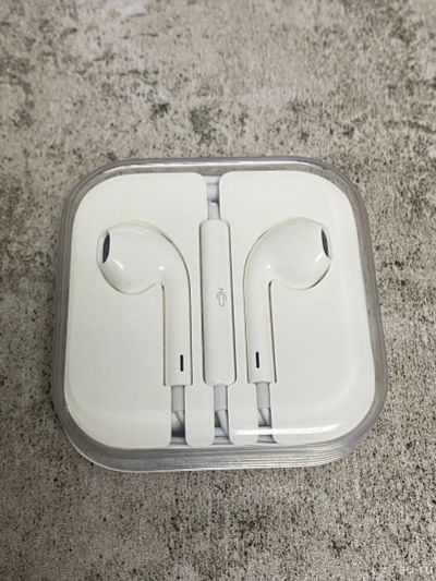 Лот: 18025150. Фото: 1. Наушники Apple EarPods (3.5 мм... Наушники, гарнитуры