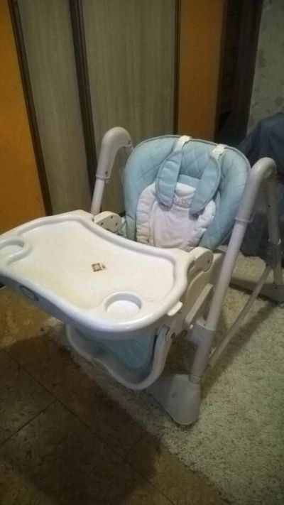 Лот: 10653678. Фото: 1. стул happy baby william. Стульчики для кормления