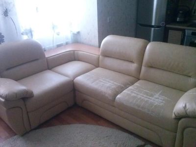 Лот: 7928295. Фото: 1. Диван угловой кож.зам. Диваны