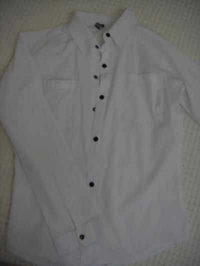 Лот: 5412041. Фото: 1. Белая рубашка на кнопках. Рубашки, блузки, водолазки