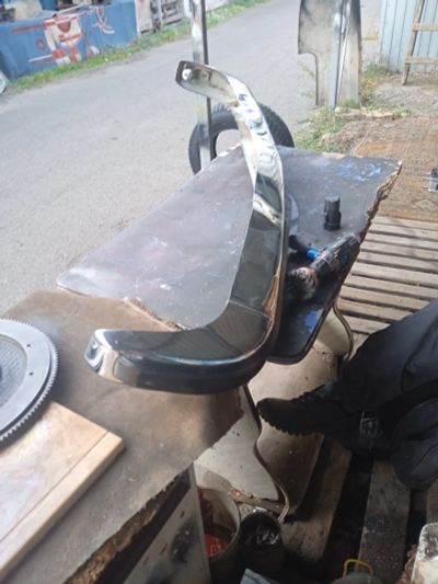 Лот: 25885420. Фото: 1. Бампер передний Волга 3102. Кузов