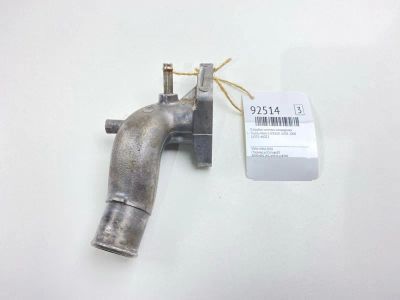 Лот: 23606539. Фото: 1. Патрубок системы охлаждения Toyota... Тормозная система