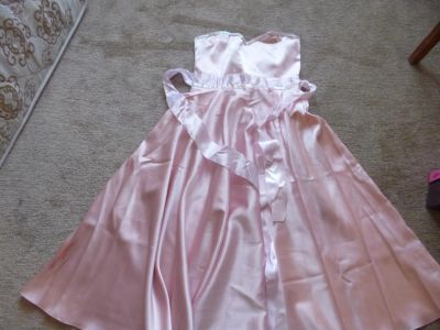 Лот: 4091529. Фото: 1. Платье на выпускной размер 42. Платья