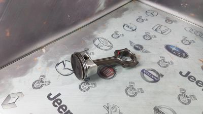 Лот: 23586574. Фото: 1. Шатун Mazda Axela L3-VE L3Y2-11-010. Двигатель и элементы двигателя