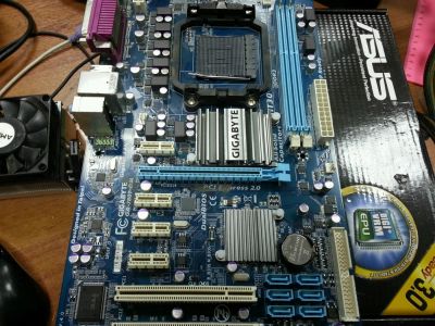 Лот: 8592090. Фото: 1. Gigabyte GA-780T-D3L. Материнские платы