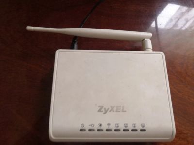 Лот: 19125280. Фото: 1. Wi-Fi роутер Zyxel Keenetic Lite. Маршрутизаторы (роутеры)