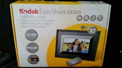 Лот: 7392419. Фото: 1. Цифровая фоторамка kodak easyshare... Другое (электронные книги, аксессуары)