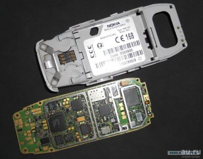 Лот: 18274555. Фото: 1. Nokia 3310 материнская плата... Микросхемы и платы