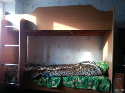 Лот: 8941714. Фото: 1. кровать двух спальная 2ух этажная... Компьютерные и письменные столы