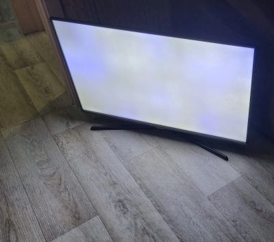 Лот: 19332611. Фото: 1. Телевизор светильник samsung ue40j5120au. Настольные лампы и светильники