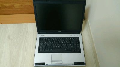 Лот: 12664497. Фото: 1. Ноутбук Toshiba Satellite L40-14G. Ноутбуки