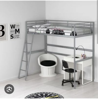 Лот: 21587376. Фото: 1. Кровать-чердак IKEA "Свэрта". Детские кровати и кроватки