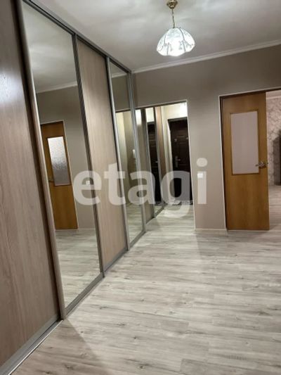 Лот: 25284286. Фото: 1. 3-комн. квартира , Красноярск... Квартиры, студии