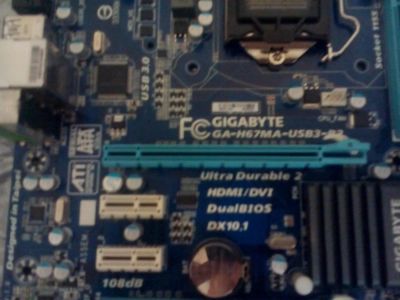 Лот: 6818370. Фото: 1. GA-H67MA-USB3-B3 (rev. 1.0). SATA... Материнские платы