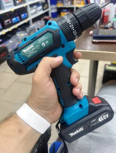 Лот: 20996380. Фото: 1. шуруповёрт makita. Электроинструмент