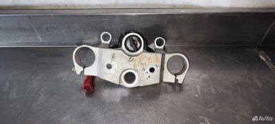 Лот: 23319048. Фото: 1. Траверса верхняя Yamaha FZ400. Запчасти