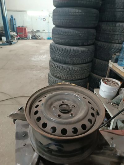 Лот: 21082579. Фото: 1. Диск штампованный Honda R15. Диски