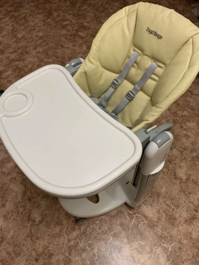 Лот: 16477615. Фото: 1. Стульчик для кормления Peg Perego... Стульчики для кормления