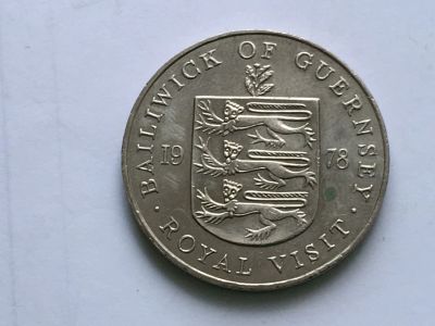 Лот: 12744069. Фото: 1. Гернси, 25 пенсов. 1978 год. Королевский... Европа