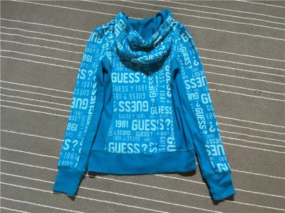 Лот: 7726747. Фото: 1. Толстовка с капюшоном Guess 40... Свитеры, толстовки, худи