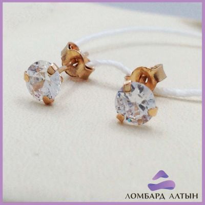 Лот: 8808981. Фото: 1. Золотые серьги 585 пробы. Вес... Серьги, каффы