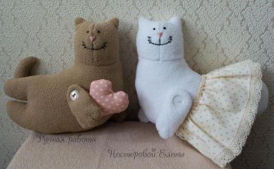 Лот: 7175805. Фото: 1. Пара котов в стиле Тильда. Авторские куклы, игрушки, поделки
