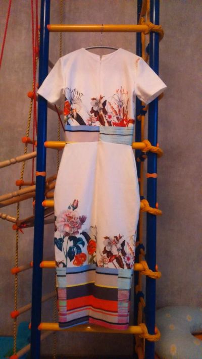 Лот: 9578645. Фото: 1. неопреновое платье asos, 40. Платья