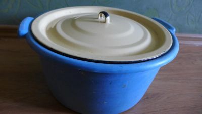 Лот: 5867122. Фото: 1. Таз ( тазик ) пластмассовый, 12... Инвентарь для уборки