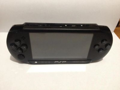 Лот: 6183932. Фото: 1. PSP E1008. Игровые приставки, консоли