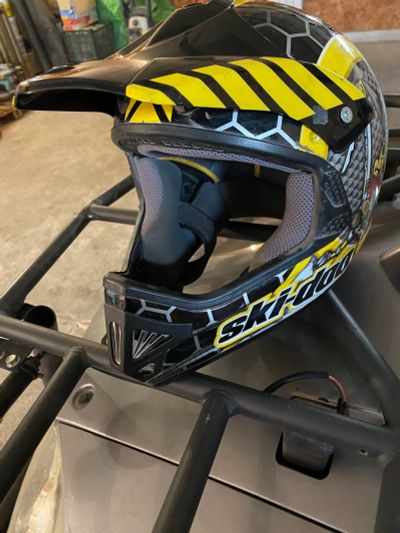 Лот: 16037752. Фото: 1. Шлем Ski-doo. Аксессуары
