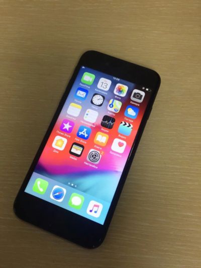 Лот: 14465531. Фото: 1. Apple iPhone 7 128Gb Black. Смартфоны